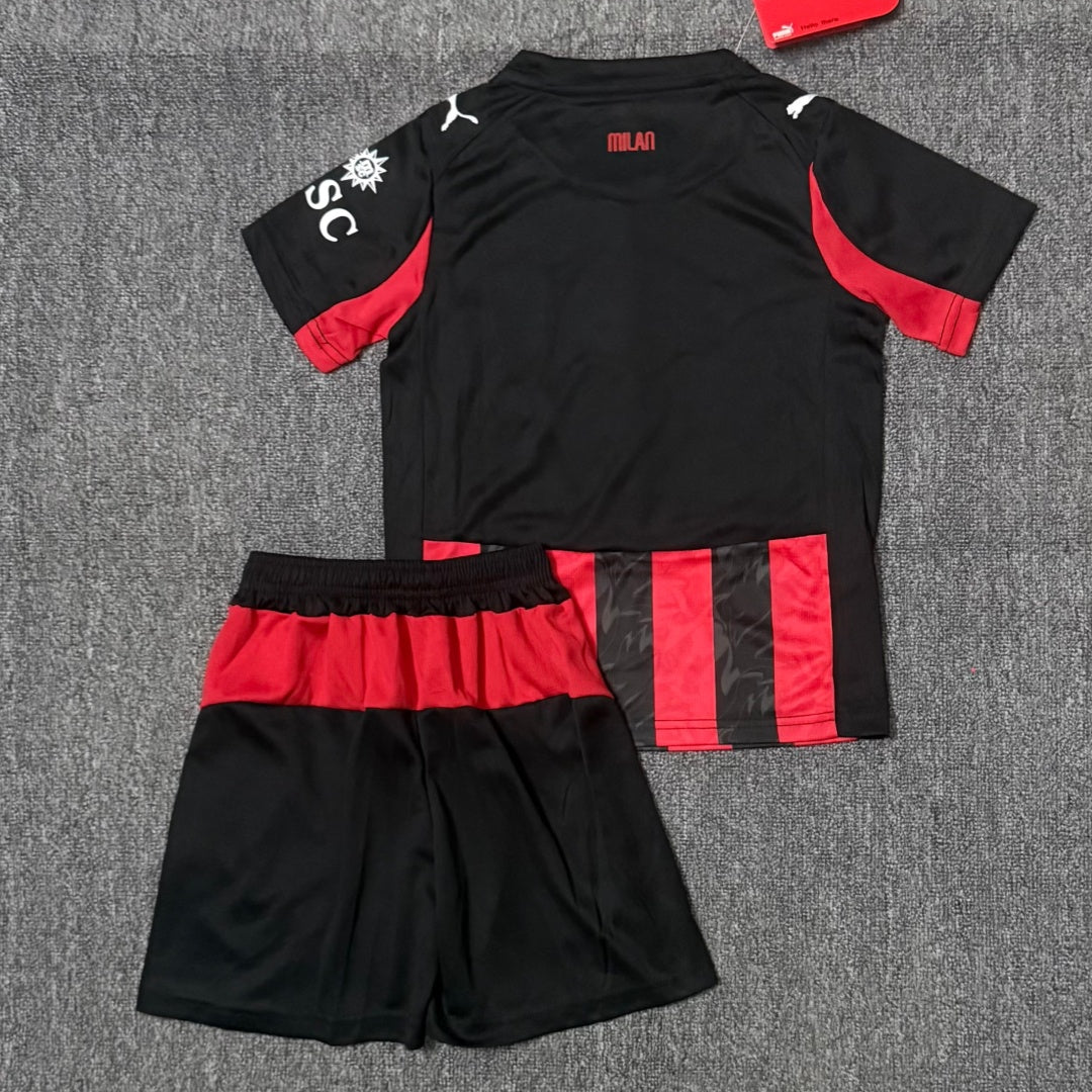 Equipación local del AC Milan 25/26 para niños