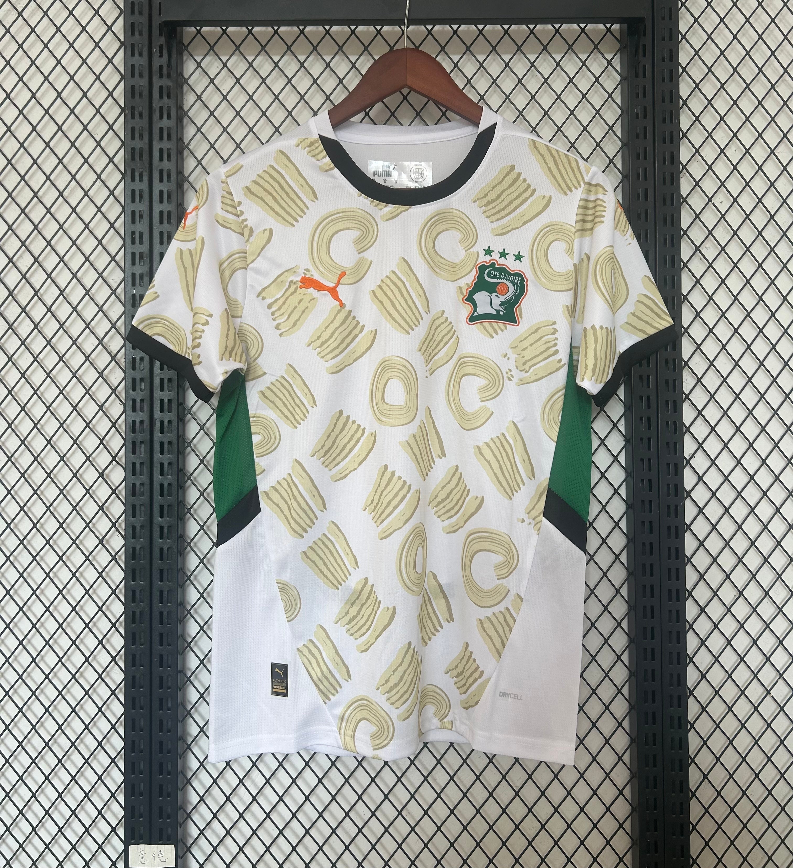 Camiseta especial de Costa de Marfil 24/25