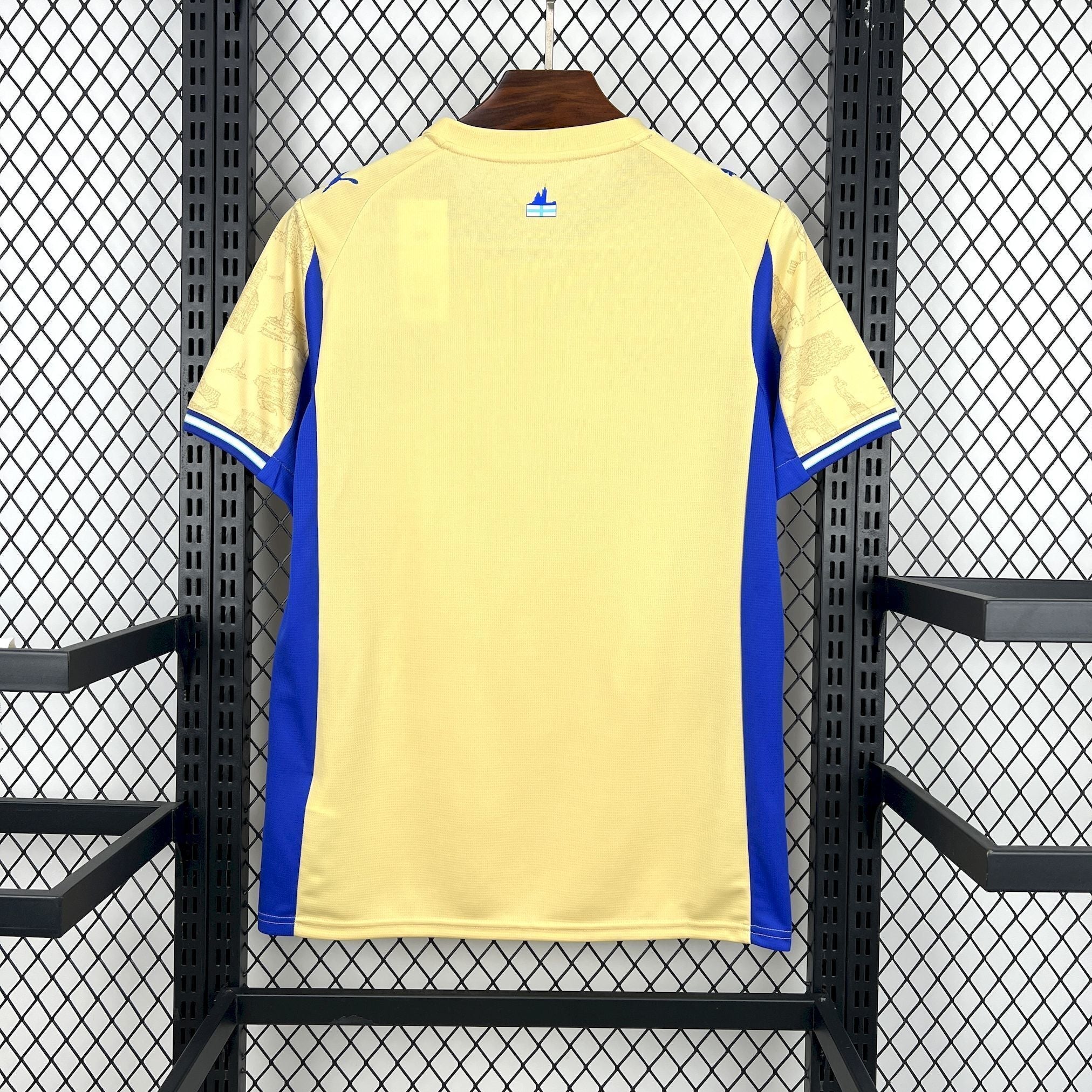 Cuarta camiseta del OM 2025/26