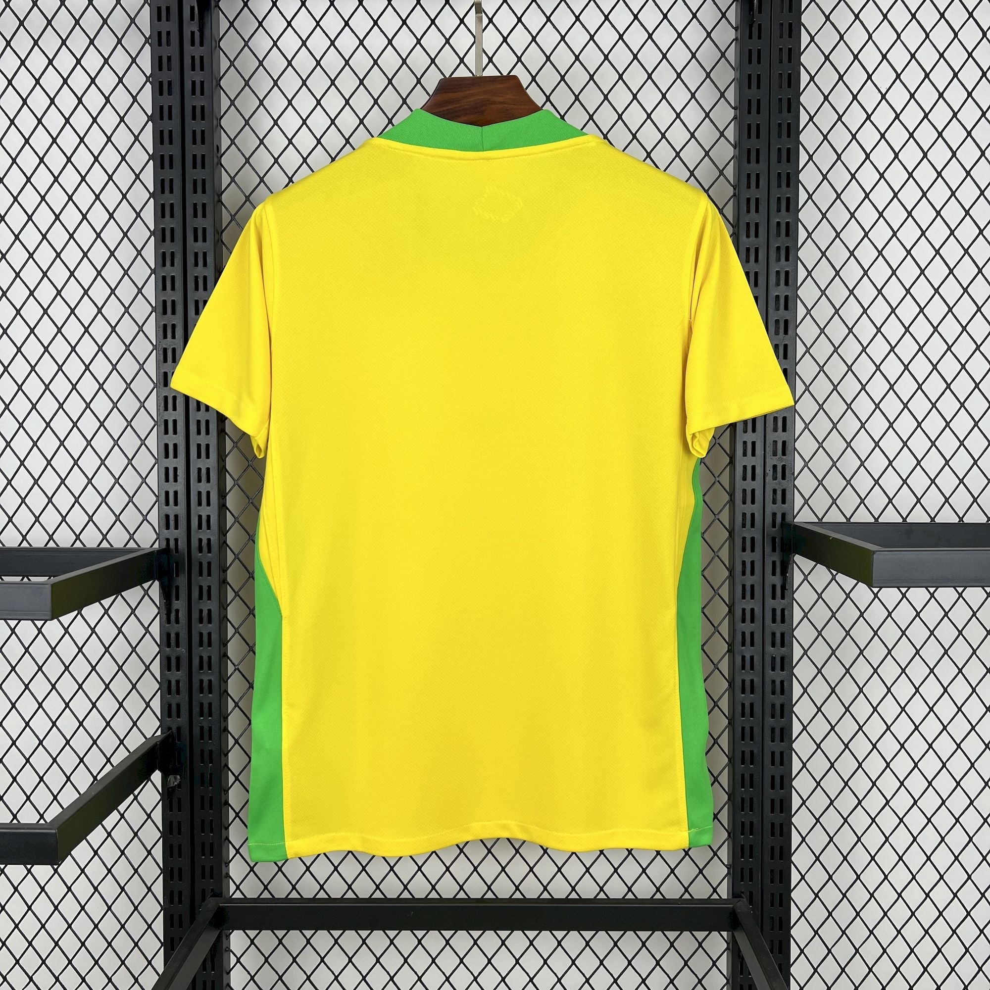 Camiseta local de Brasil 2025/26