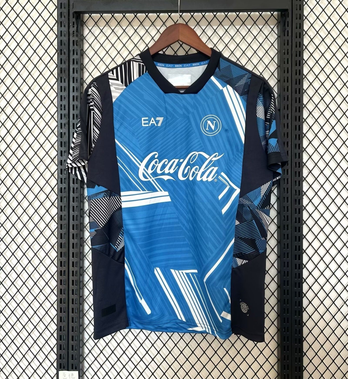 Camiseta azul especial del Napoli 24/25
