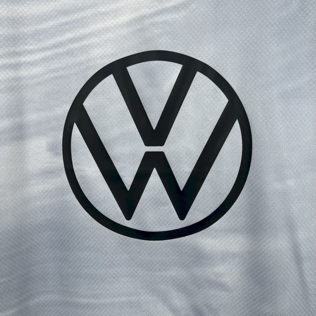 Camiseta de visitante del Wolfsburg 2025/26