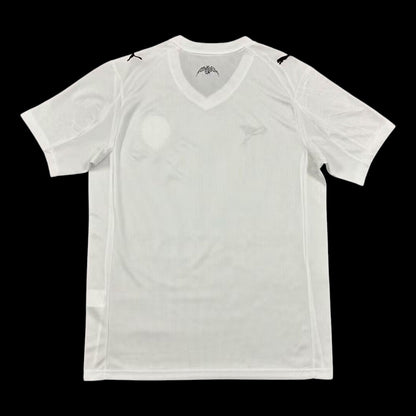Camiseta local del Valencia 25/26