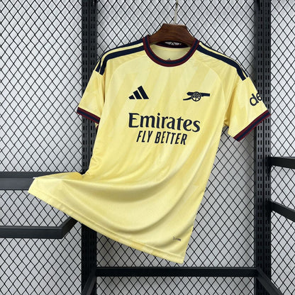 Tercera equipación del Arsenal 2026/2027