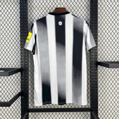 Camiseta especial del Newcastle United 2025/26