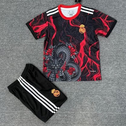 Conjunto infantil especial rojo del Real Madrid 25/26