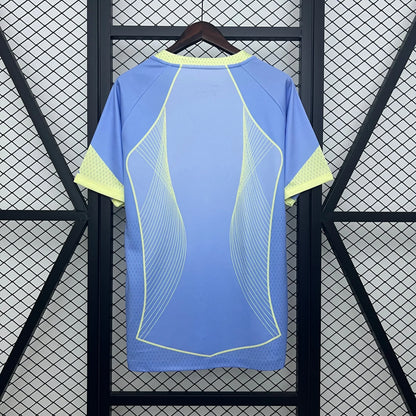 Camiseta azul celeste edición especial del Barcelona 25/26