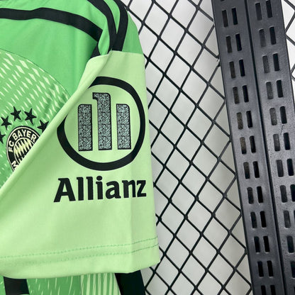 Camiseta de portero del Bayern de Múnich 2025/26