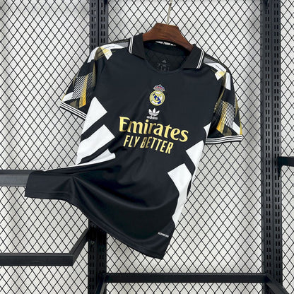 Camiseta conceptual del Real Madrid 2025/26