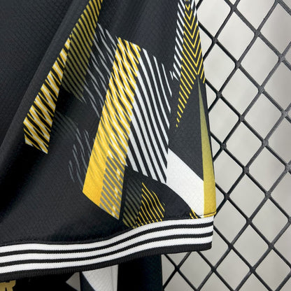 Camiseta conceptual del Real Madrid 2025/26