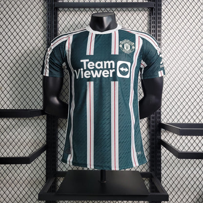 Equipación visitante del Manchester United (versión jugador) 2023/2024