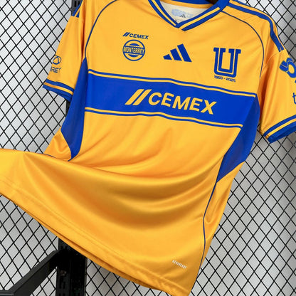 Camiseta de local de Tigres 2025/26