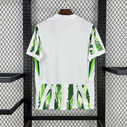 Equipación local de Nigeria para la Copa Africana de Naciones 2025