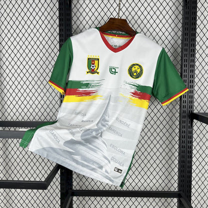 Tercera equipación de Camerún para la Copa Africana de Naciones 2025
