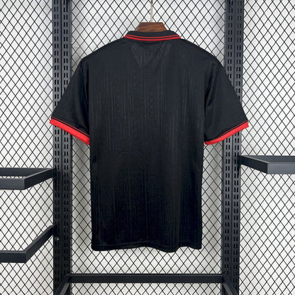 Camiseta retro de la tercera equipación del AC Milan 1997/98