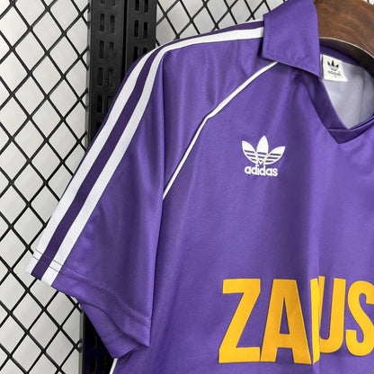 Camiseta retro de la tercera equipación del Real Madrid 1984/85