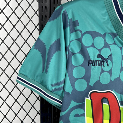Tercera equipación retro del RCD Barcelona 1996/97