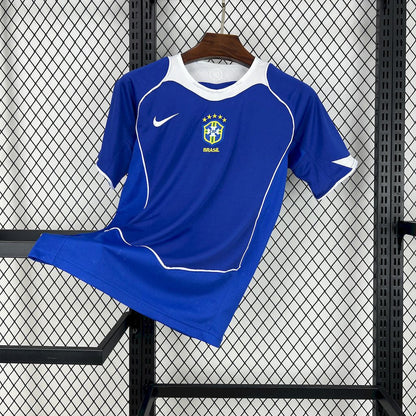 Camiseta retro de visitante de Brasil 2004/05