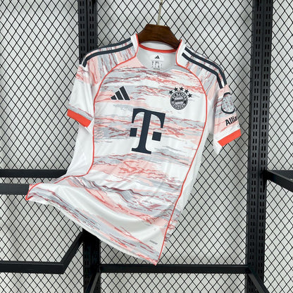 Camiseta de visitante del Bayern de Múnich 2025/26