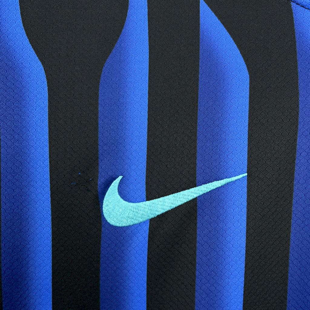 Camiseta local del Inter de Milán 2025/26