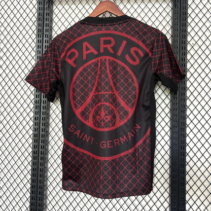 Camiseta roja especial del PSG, temporada 25/26