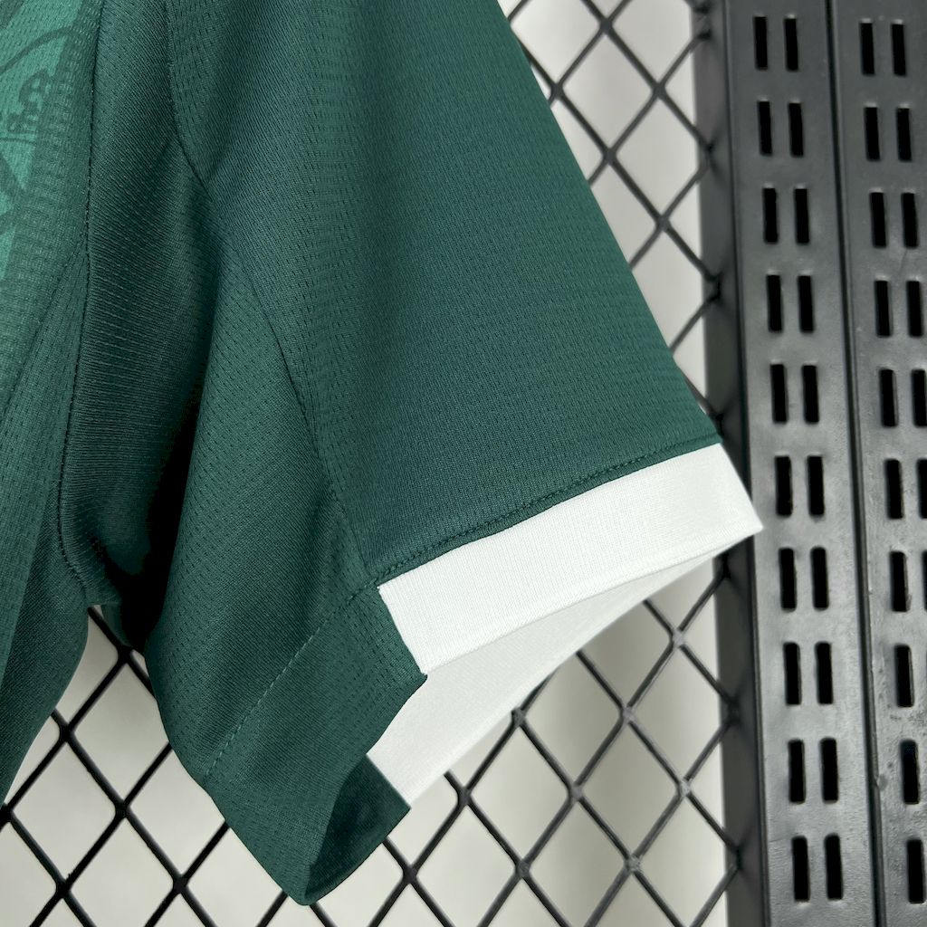 Camiseta local del Plymouth Argyle FC para la temporada 2025/26