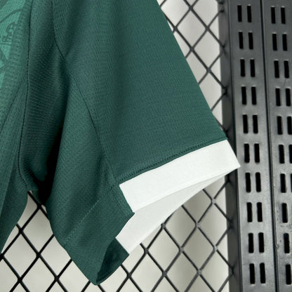Camiseta local del Plymouth Argyle FC para la temporada 2025/26