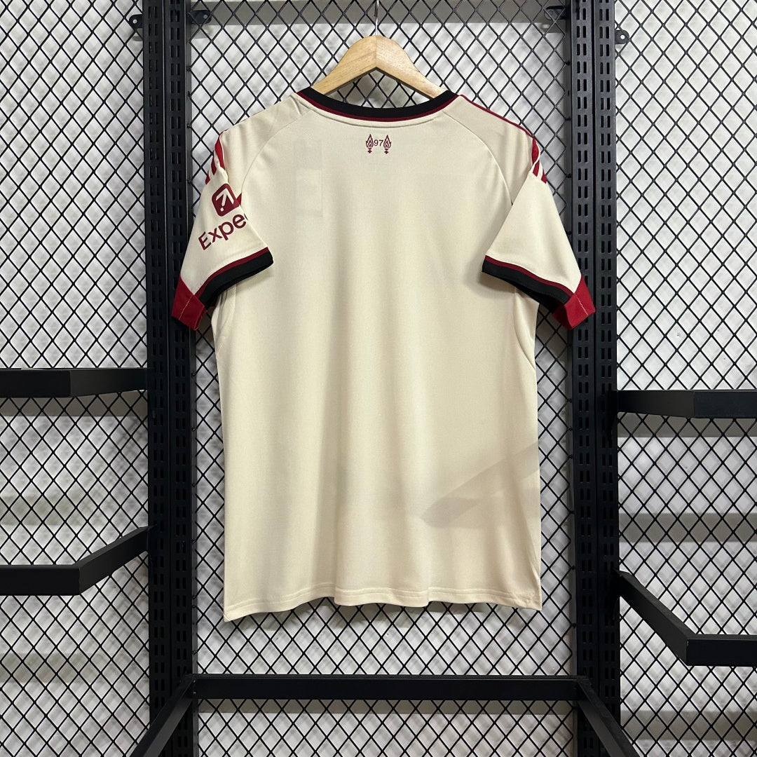 Camiseta de visitante del Liverpool 25/26